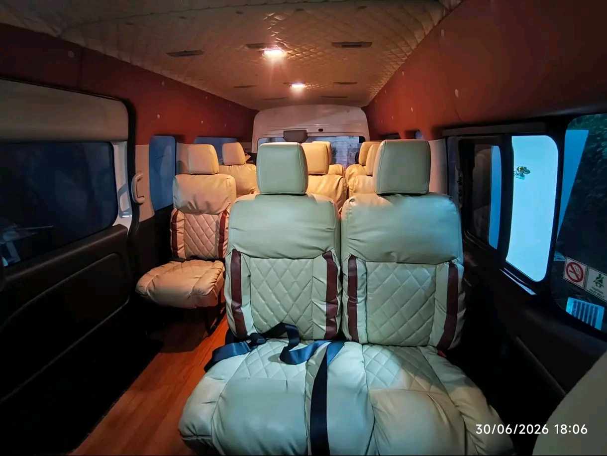 Van #1 photo 4